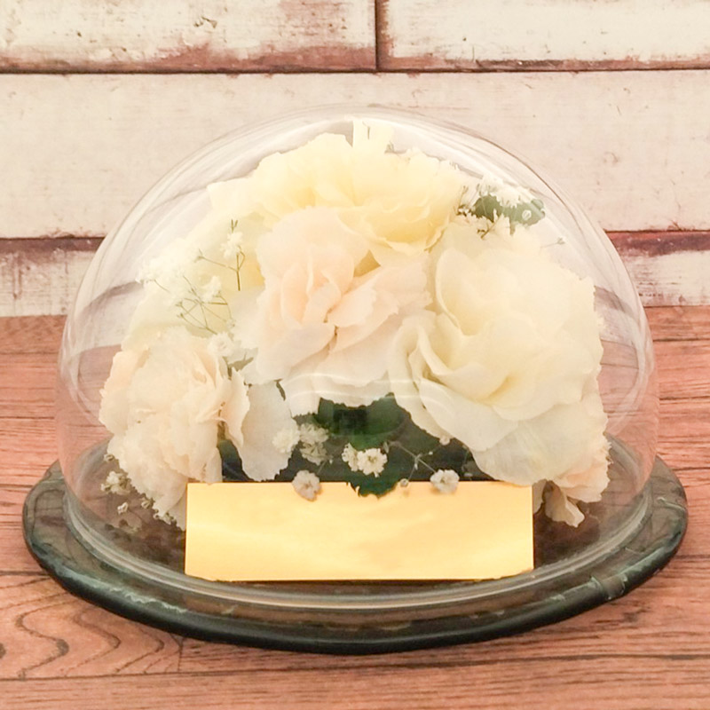 ★還暦・敬老の日のお祝いに人気！白いお花で作るサンクス【プレートカラー：水色】※挿入輪数は6～7輪前後、お花の大きさによります。出来うる限り挿入を心がけております。水色は涼しげな色合いなので白系・ブルー系のお花で爽やかなに映えるプレートです※